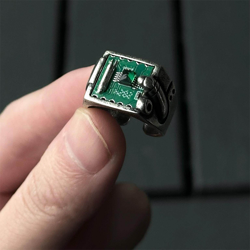 Кольцо с узором в стиле печатн – обзор и цена Tech Accessories Industry